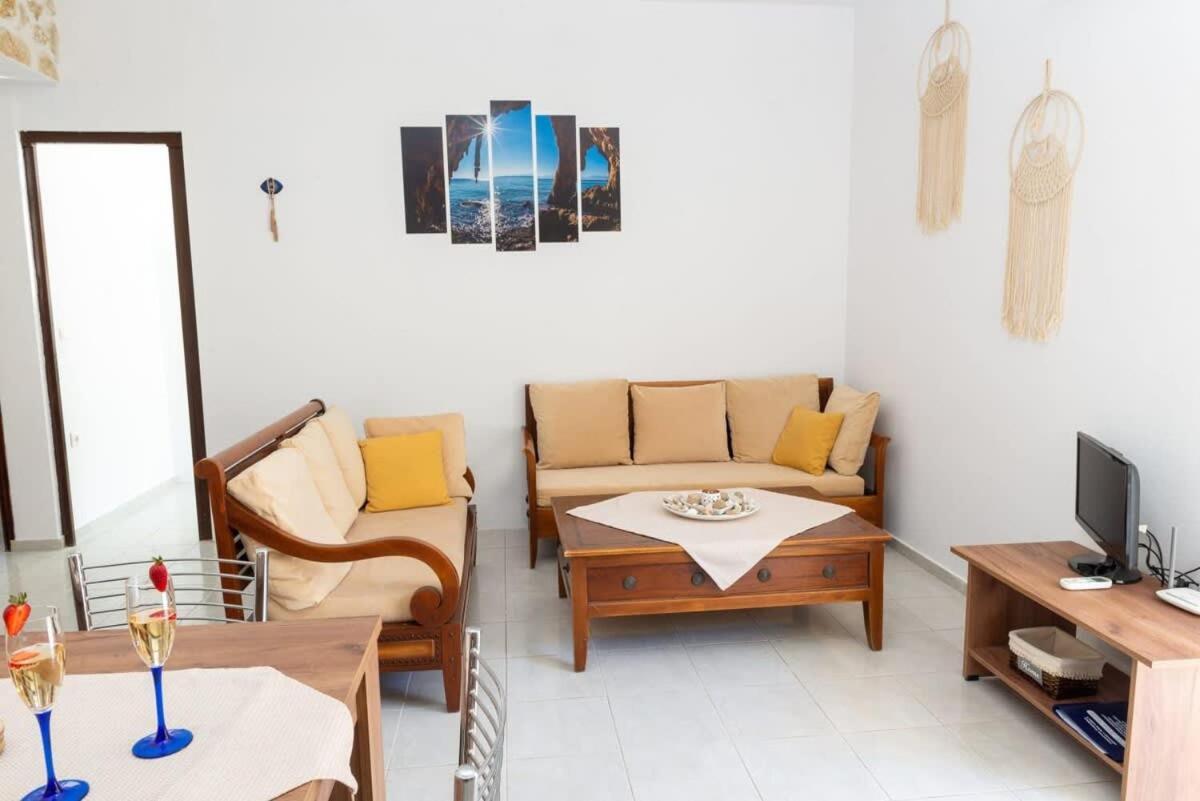Апартаменты Atlantic Cave Haven-Seaside, Fully Equipped Колимбия Экстерьер фото